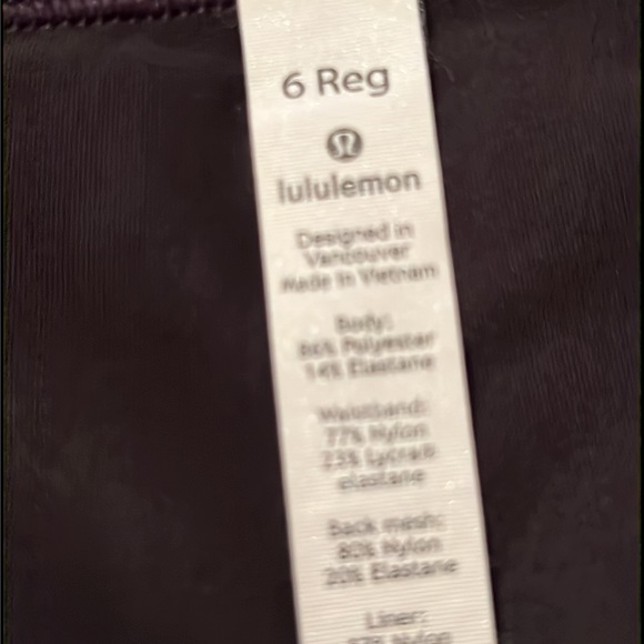 Lululemon Play of the pleats skort size 6 - Picture 9 of 9